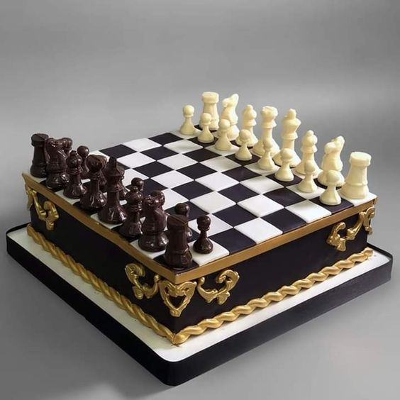 Chess Gift Cake image