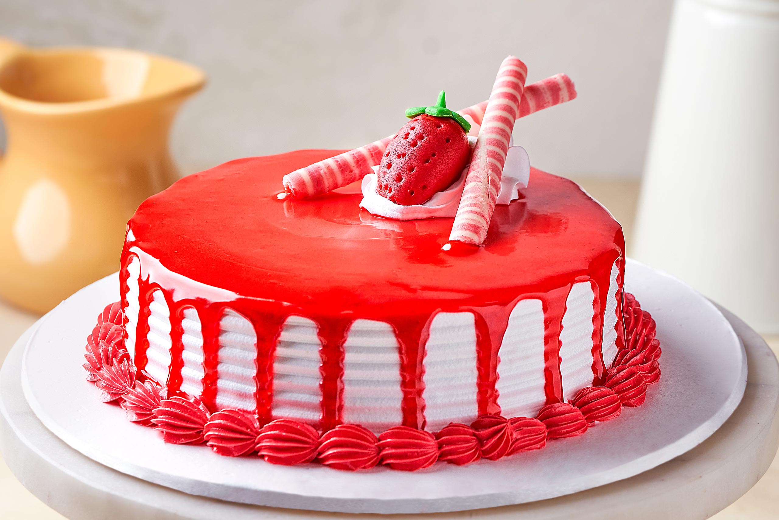 English Strawberry Cake image