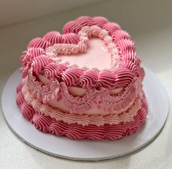 Heart Shape Cake Light Pink image