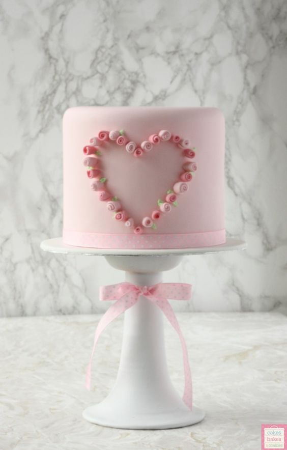 Heart theme cake image